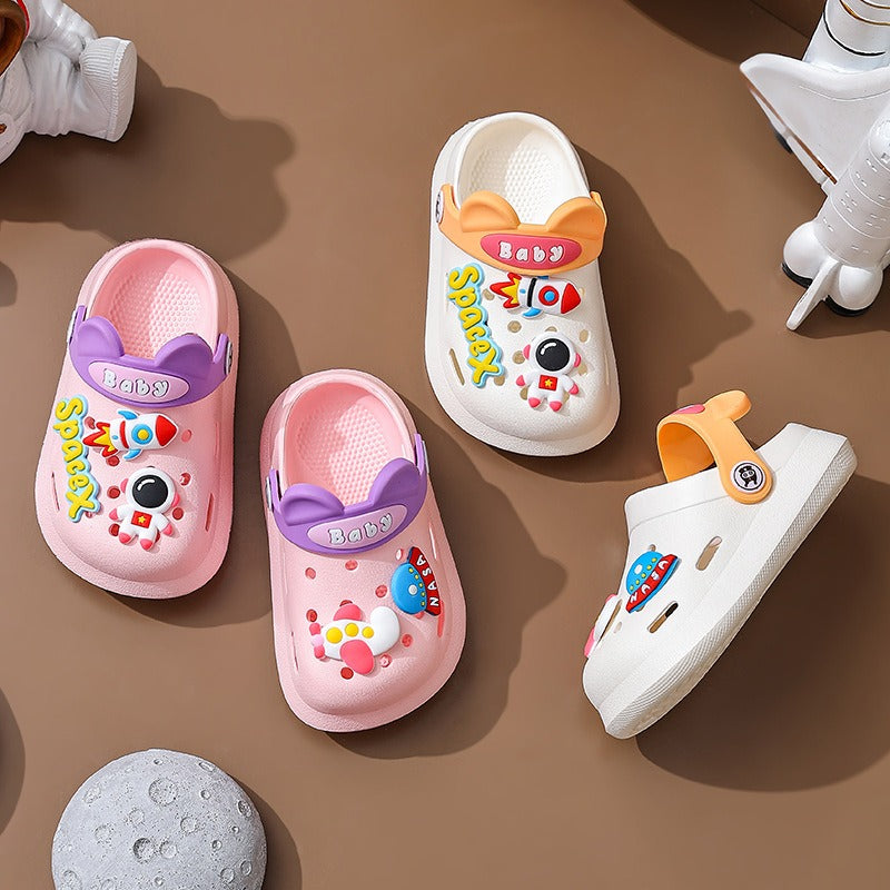 Children slippers summer baby non slip soft soled sandals small and medium sized children sandals two wear cartoon