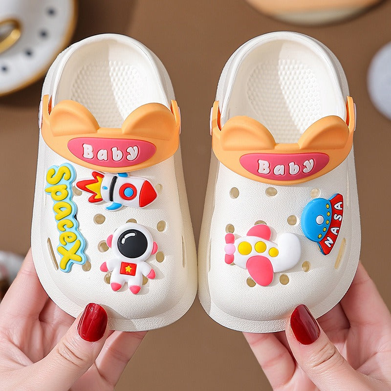 Children slippers summer baby non slip soft soled sandals small and medium sized children sandals two wear cartoon